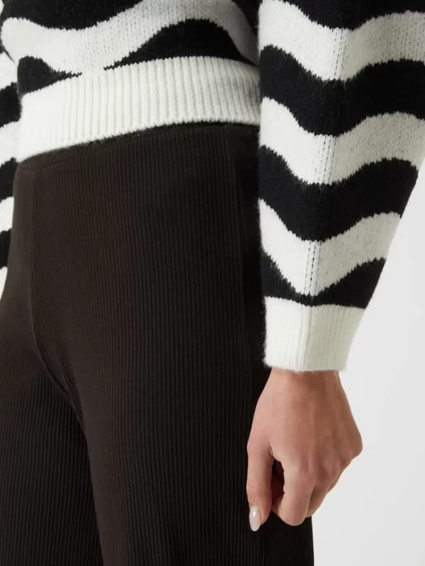 Vila Culotte Mit Rippenstruktur Modell ‚Balu‘ – Schwarz 4