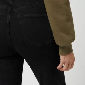 NA-KD Straight Fit High Waist Jeans Mit Stretch-Anteil – Schwarz 11