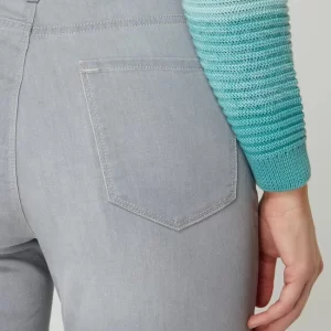 Brax Feminine Fit Jeans Mit Stretch-Anteil Modell ‘Carola’ – Hellgrau 11