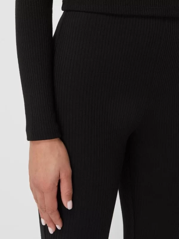 Mango Flared Leggings Mit Rippenstruktur – Schwarz 4