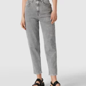 Tommy Jeans Tapered Fit Jeans Mit Stretch-Anteil Modell ‘Mom Jean’ – Hellgrau 13