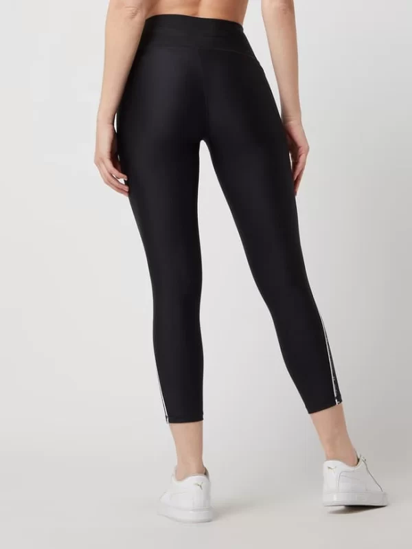 Under Armour Ankle Cut Sportleggings Mit Stretch-Anteil – Schwarz 6