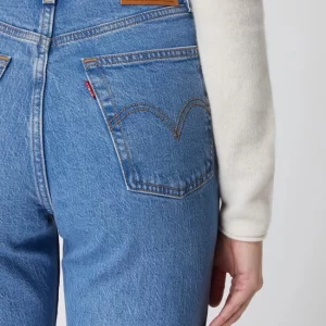 Levi’s® Straight Fit High Waist Jeans Mit Stretch-Anteil Modell ‘Ribcage’ – ‘Water<Less™’ – Jeans 11